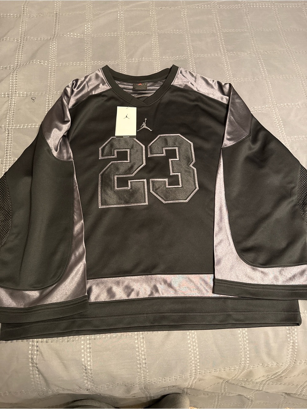 Jordan Men’s Black 23 Athletic Long-Sleeve Jersey